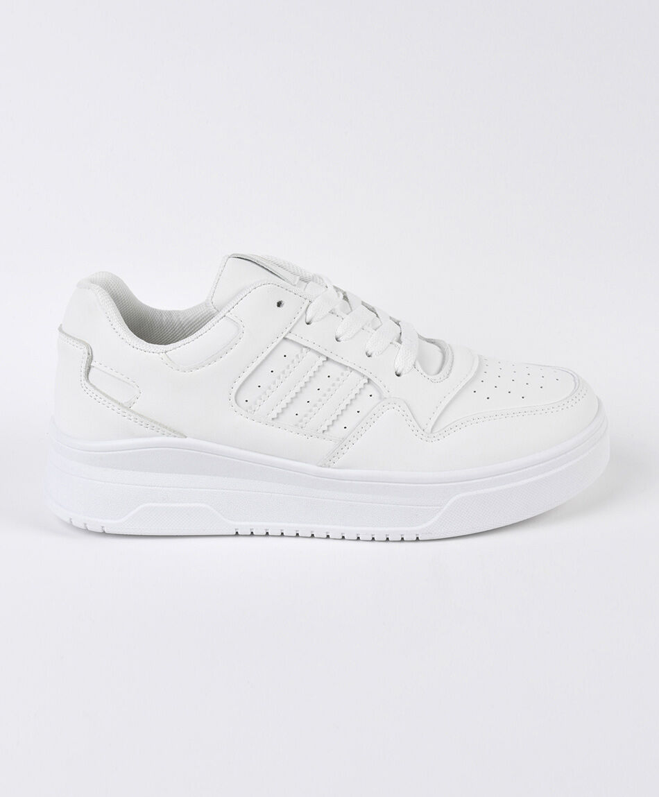 Zapatilla mujer puntos calados plataforma