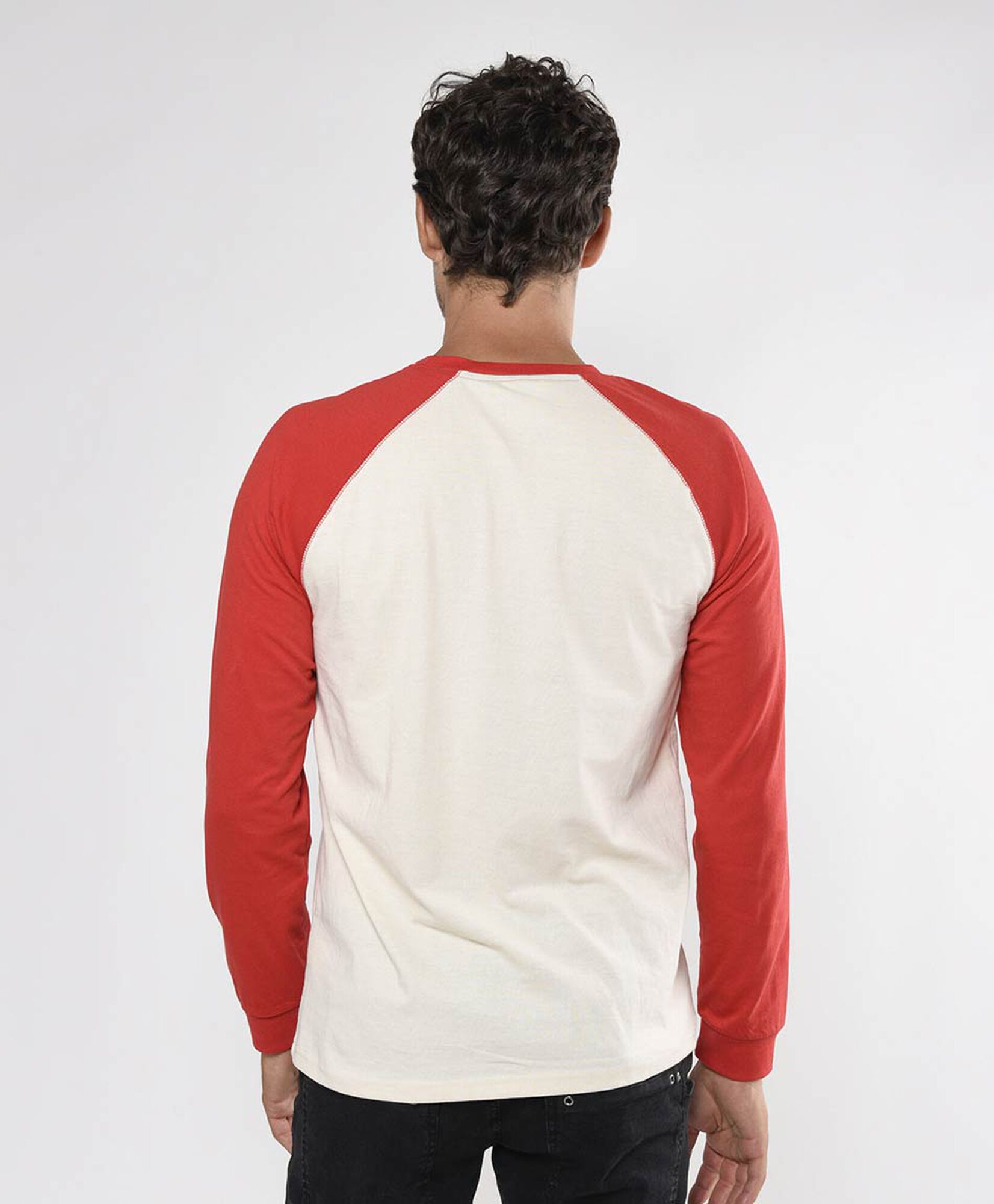 Polera hombre bicolor texto Polera hombre bicolor texto