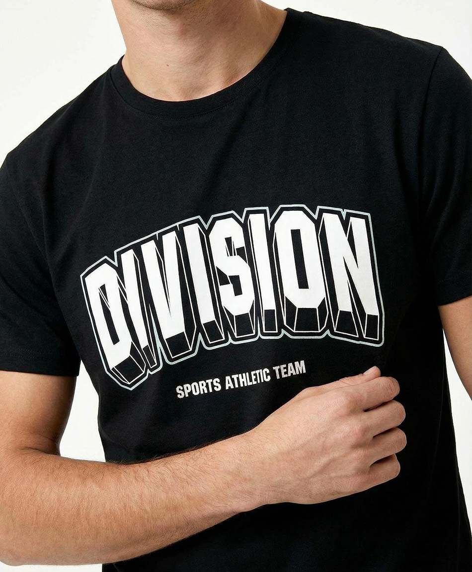 Polera deportiva hombre division