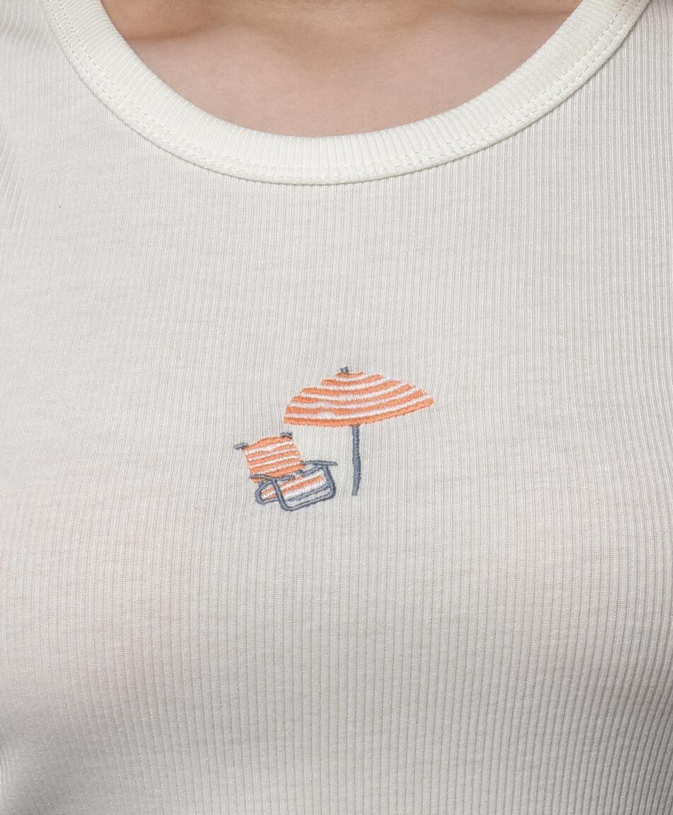 Polera mujer bordado playa