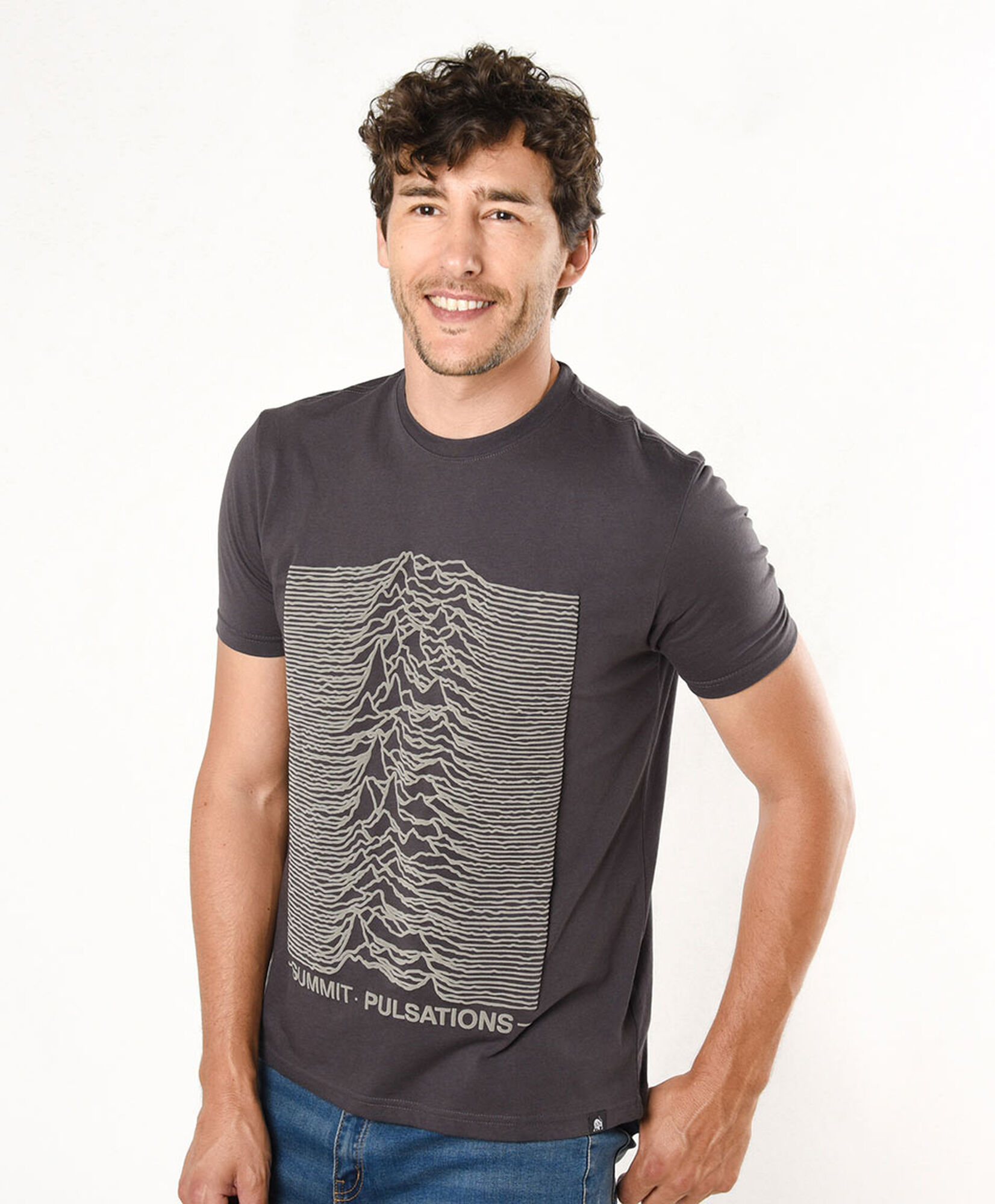Polera hombre pulsations Polera hombre pulsations