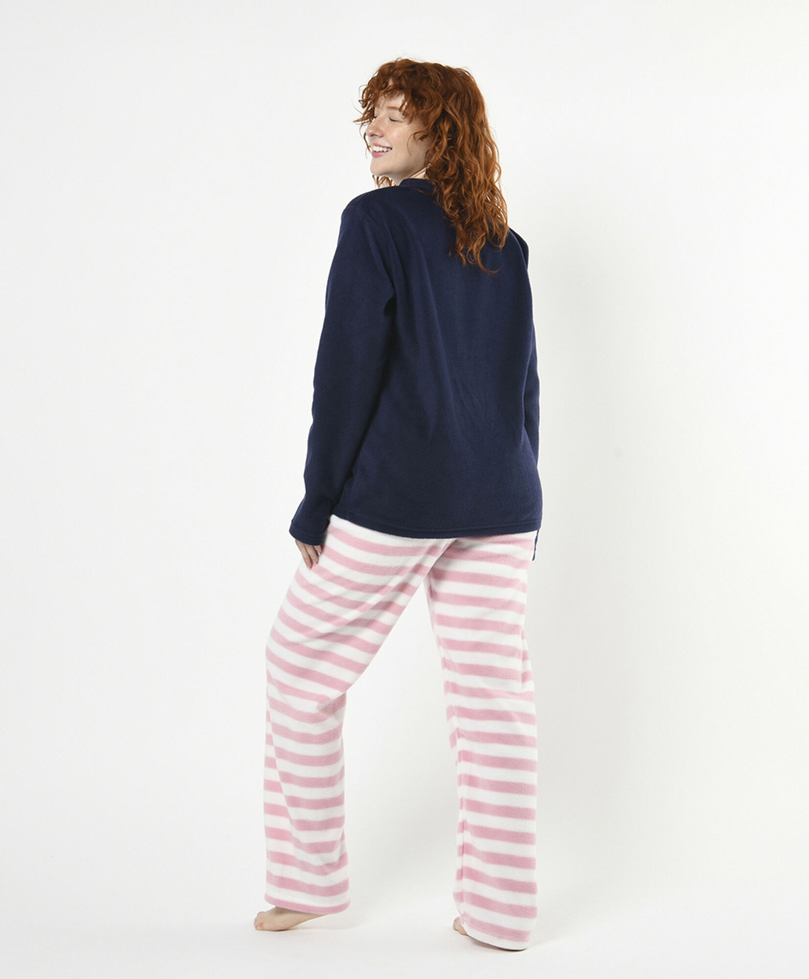 Pijama mujer perrito y líneas Pijama mujer perrito y líneas