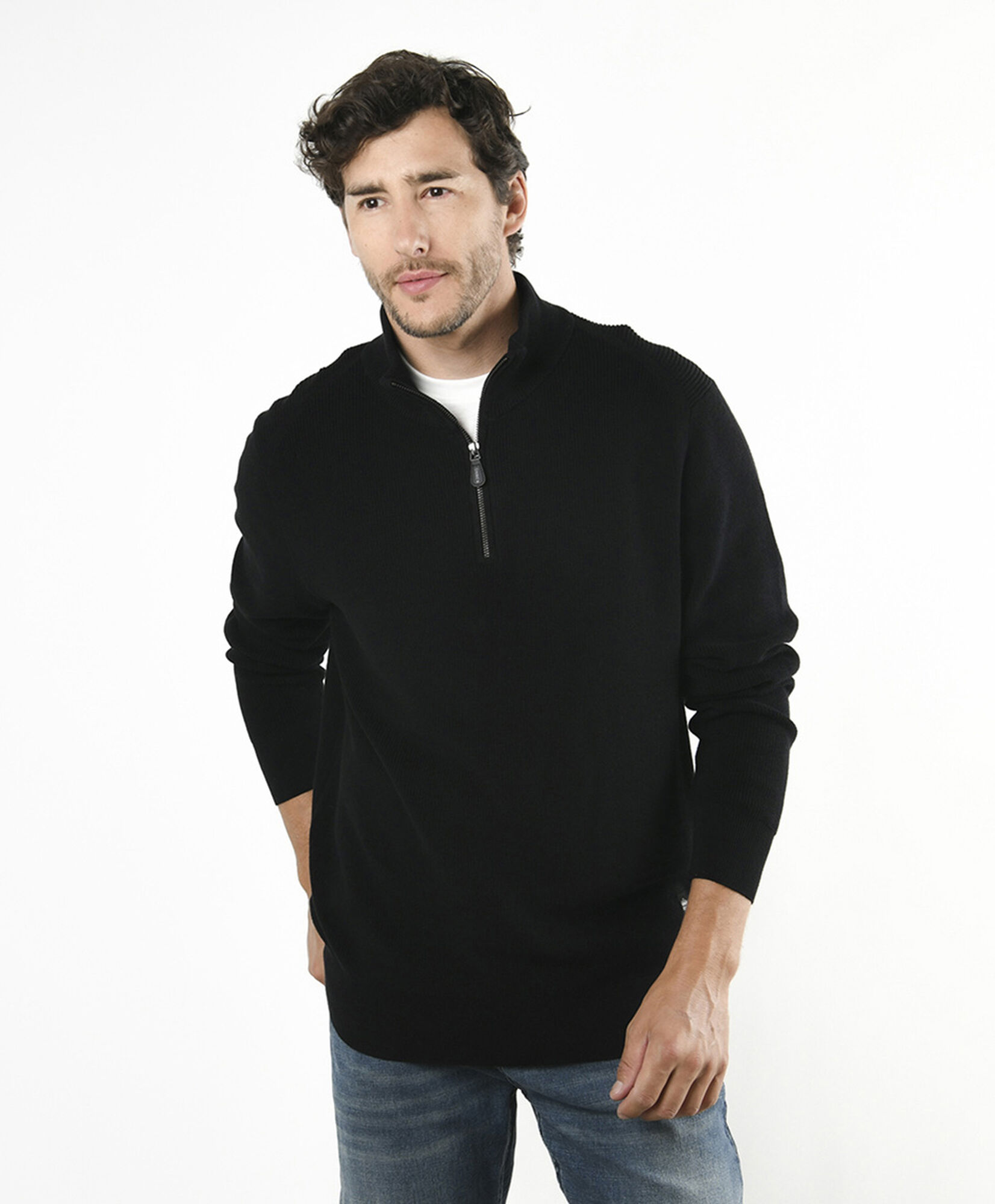 Sweater hombre cuello medio negro Sweater hombre cuello medio negro