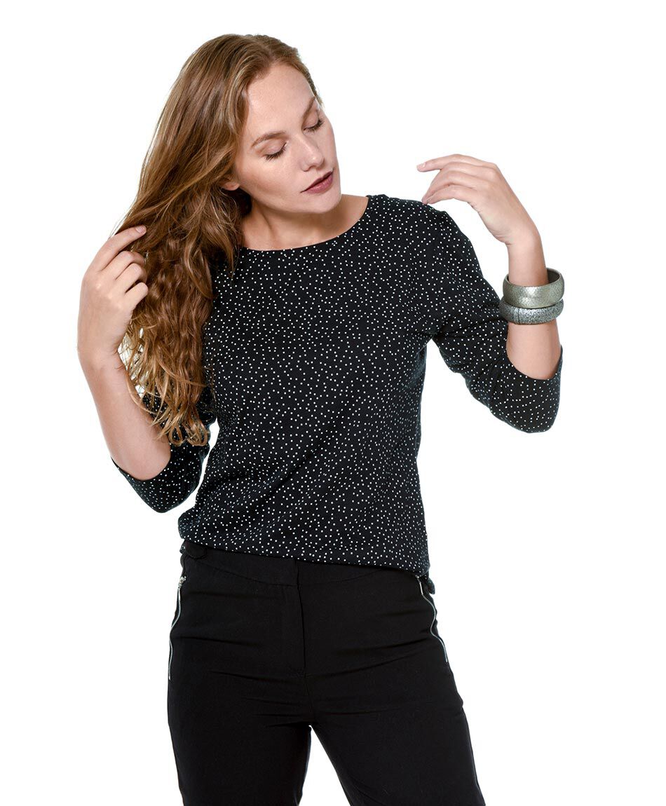 Polera lunares