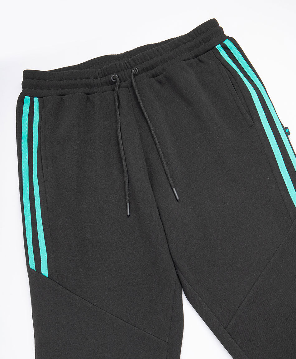 Pantal&oacute;n deportivo hombre lineas calipso