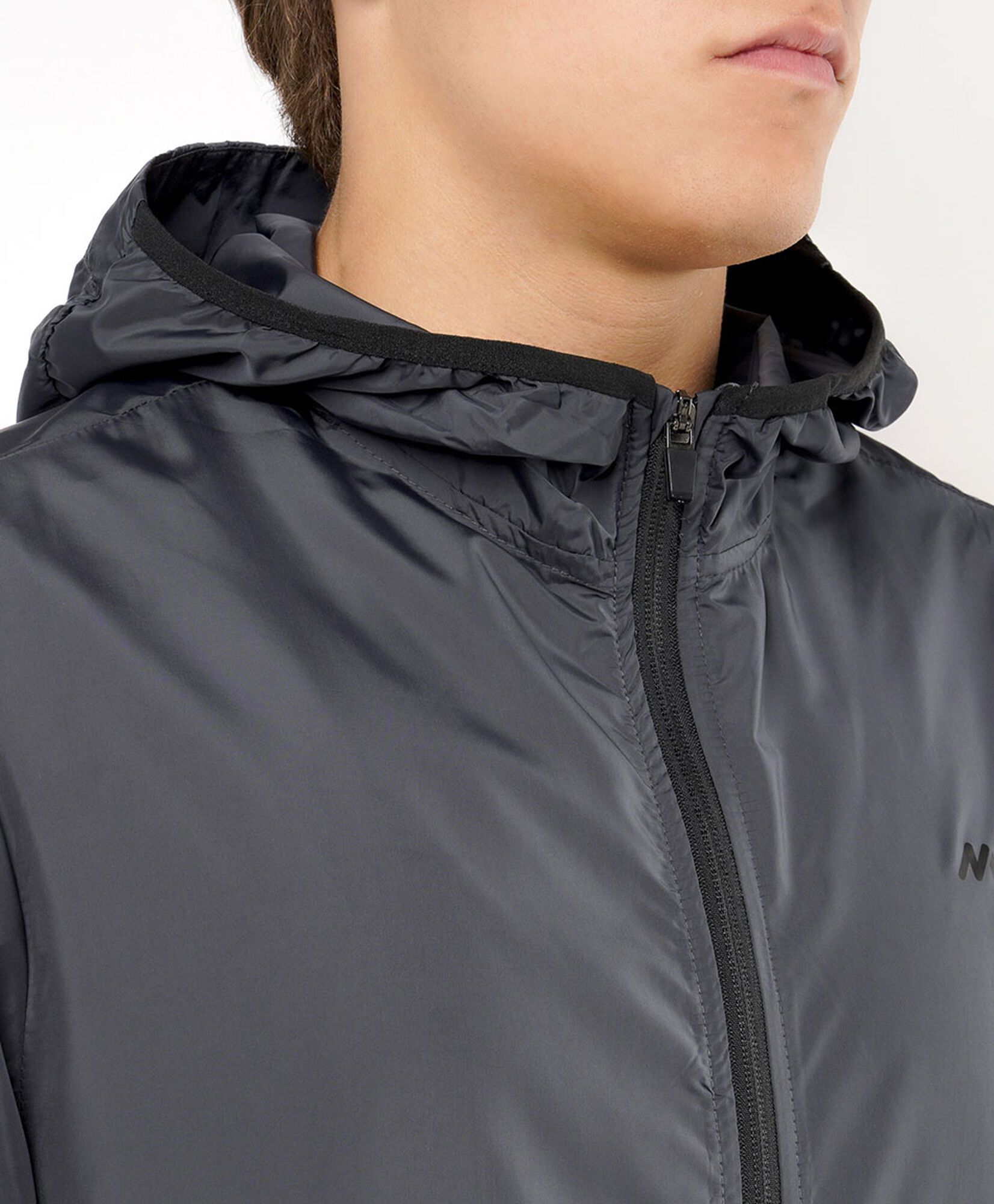 Chaqueta deportiva hombre básica Chaqueta deportiva hombre básica