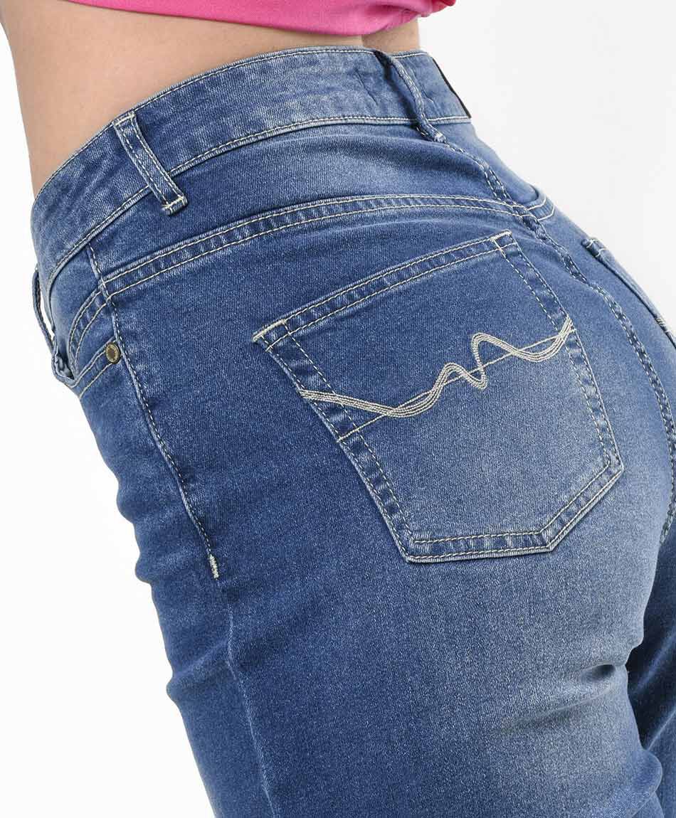 Jeans mujer desflecado flare