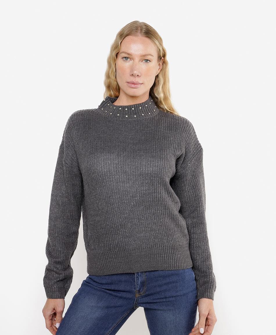 Sweater mujer cuello con tachas