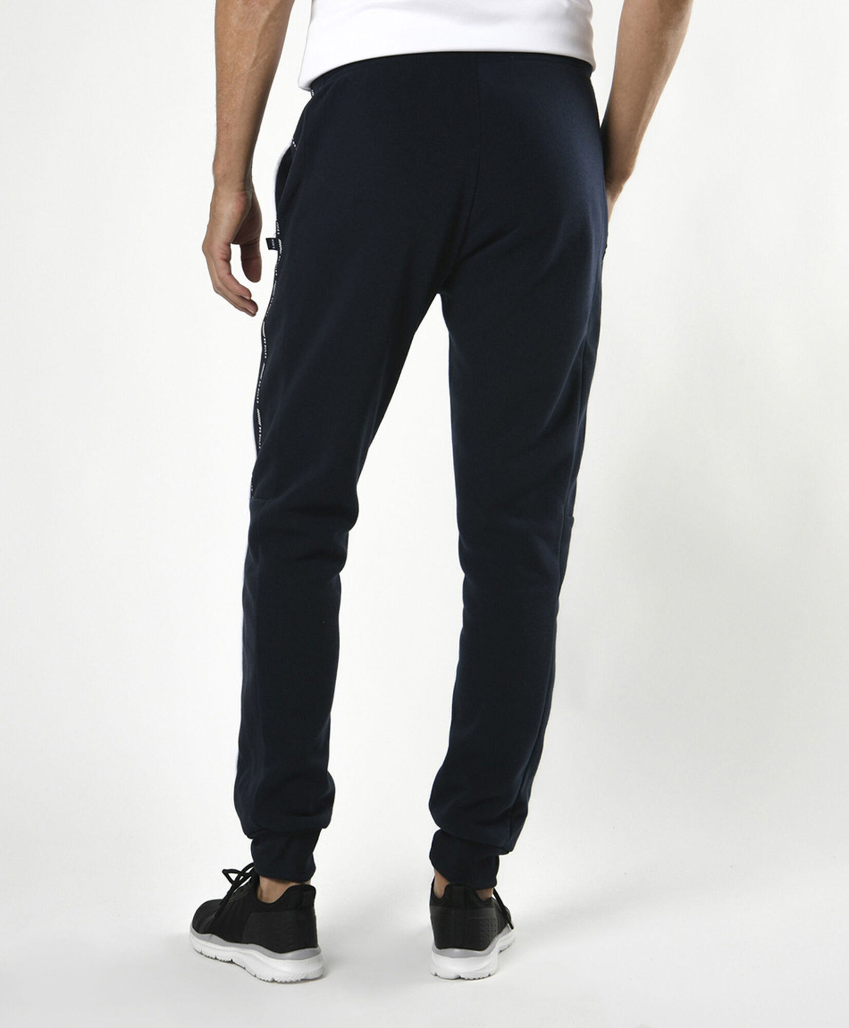 Pantalón deportivo hombre línea lateral Pantalón deportivo hombre línea lateral