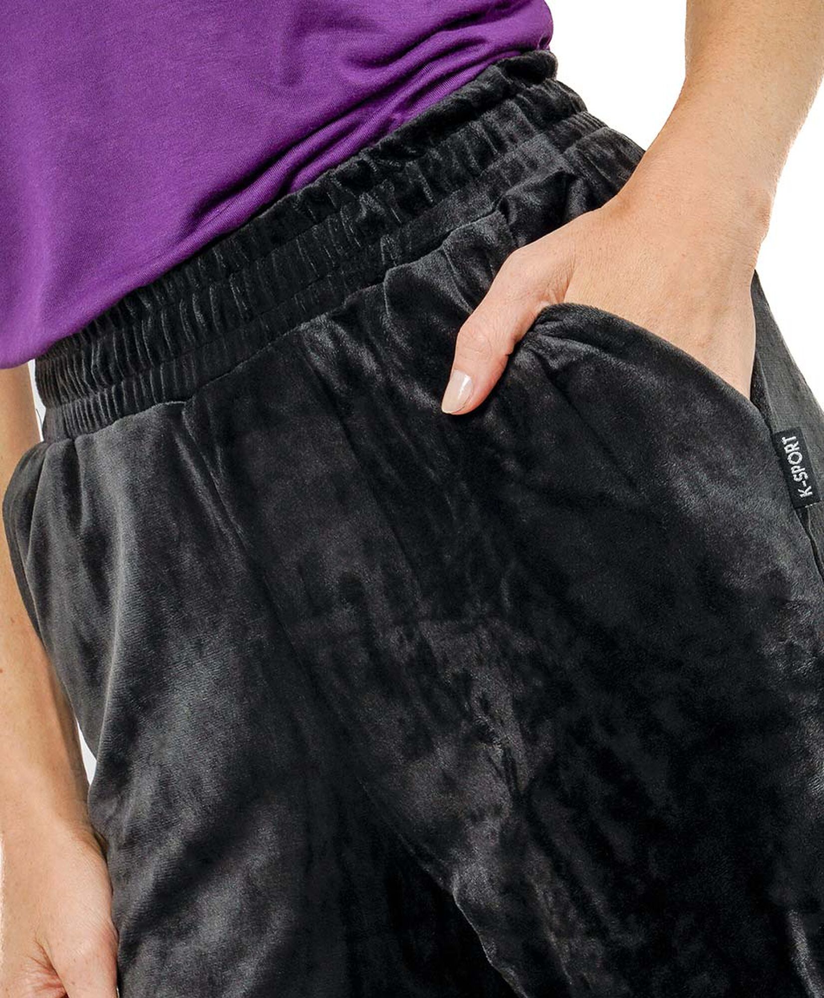 Pantalón deportivo mujer plush black Pantalón deportivo mujer plush black