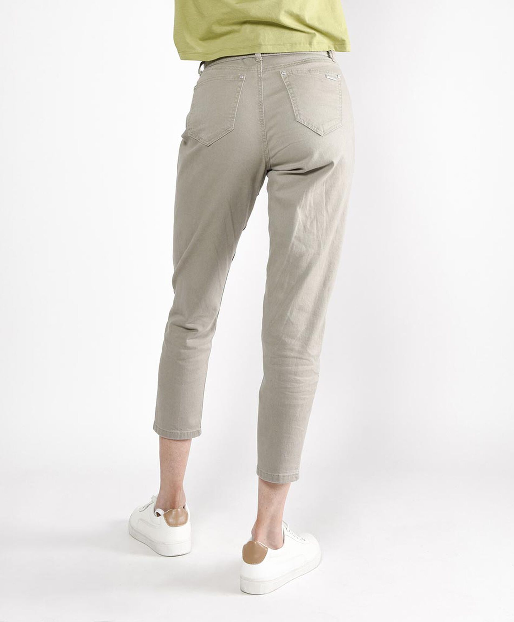 Jeans tiro alto lazo Jeans tiro alto lazo