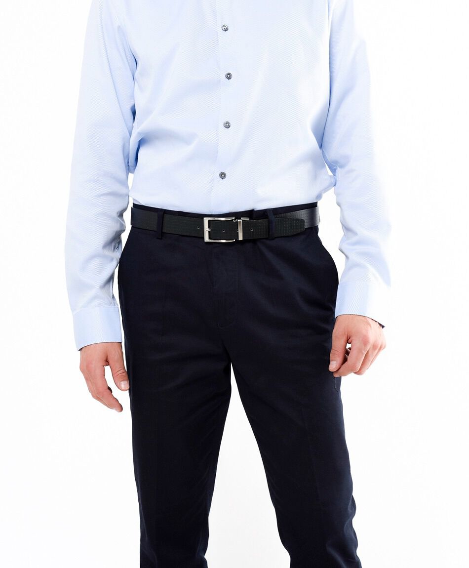 Pantal&oacute;n hombre cl&aacute;sico azul oscuro