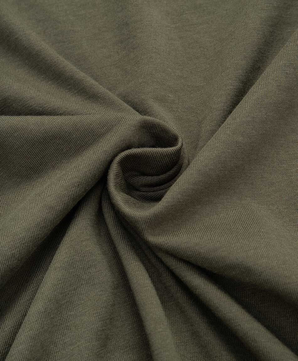 Polera hombre estampado young