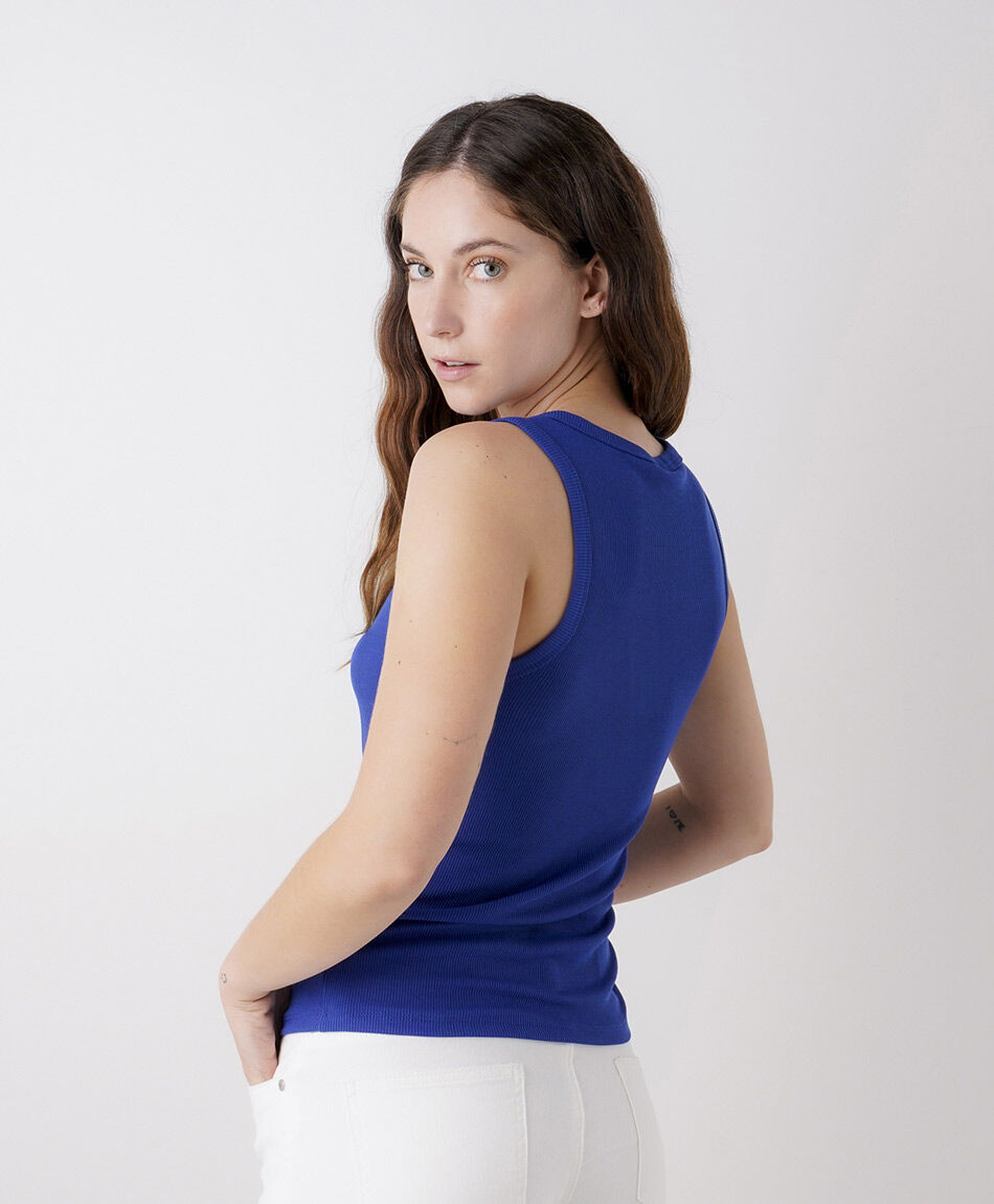 Polera mujer canal&eacute; escote azul