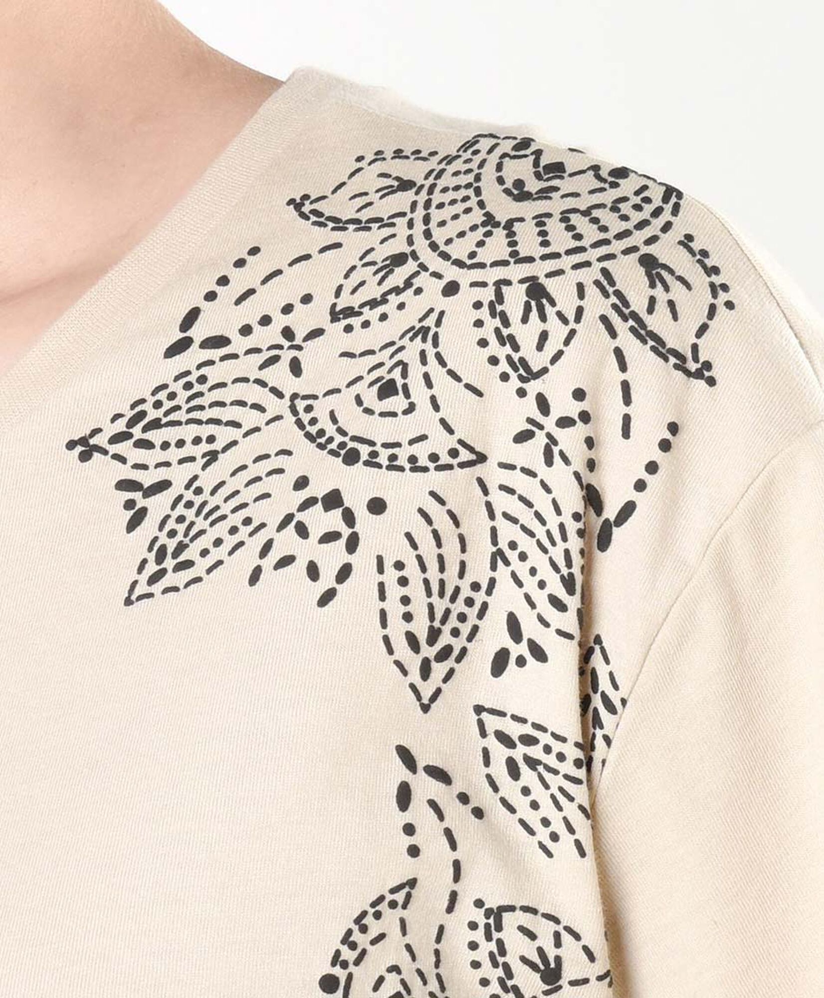 Polera mujer print mandala hombro Polera mujer print mandala hombro