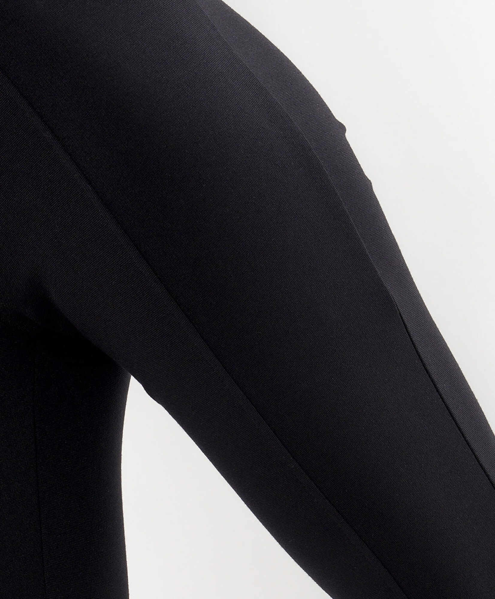 Pantalón mujer botones dorados skinny fit Pantalón mujer botones dorados skinny fit