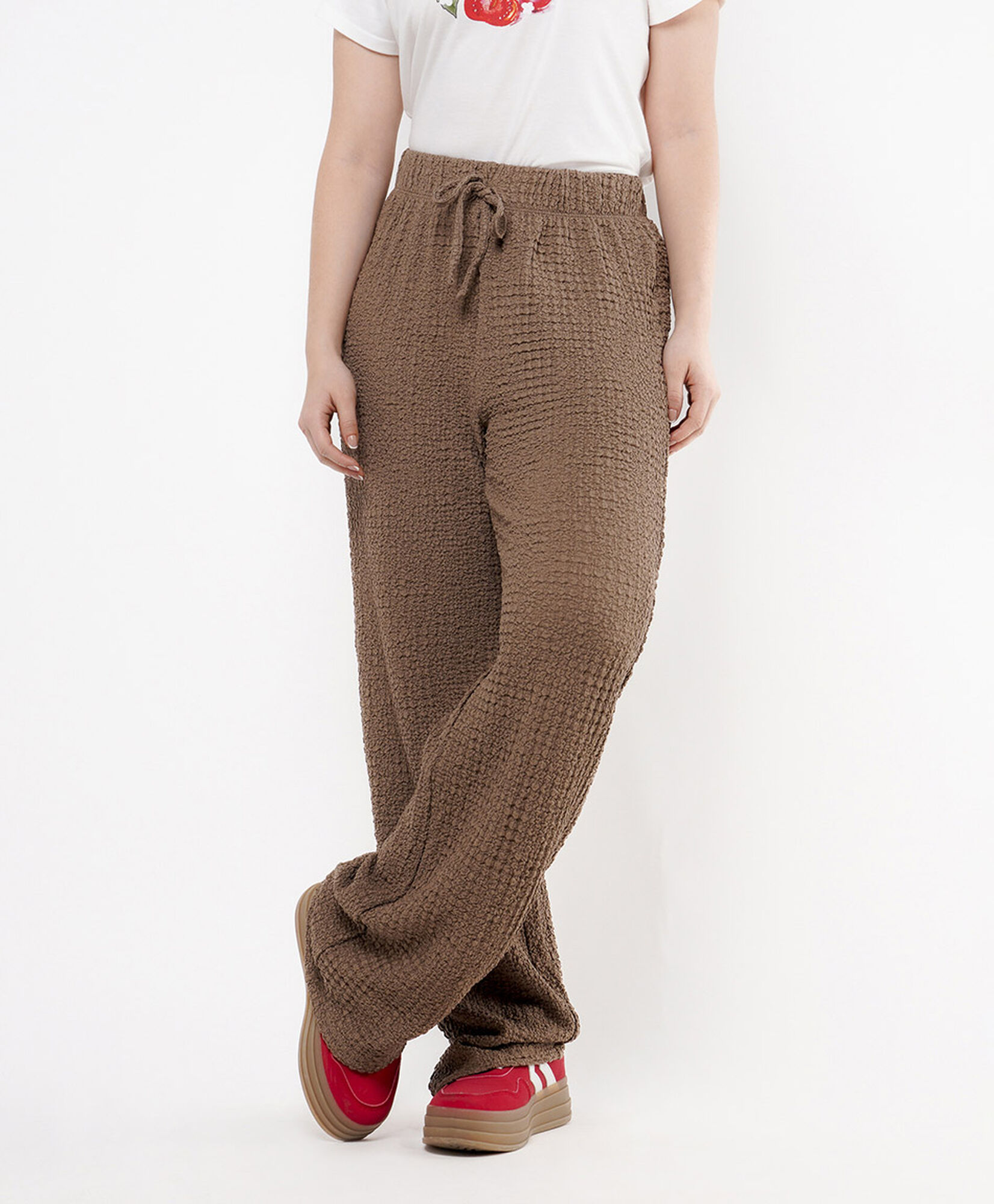 Pantalón mujer texturizado Pantalón mujer texturizado