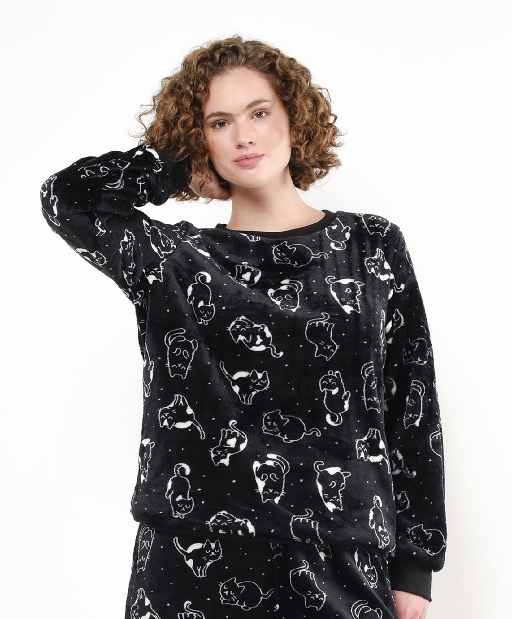 Pijama mujer plush gatitos Pijama mujer plush gatitos