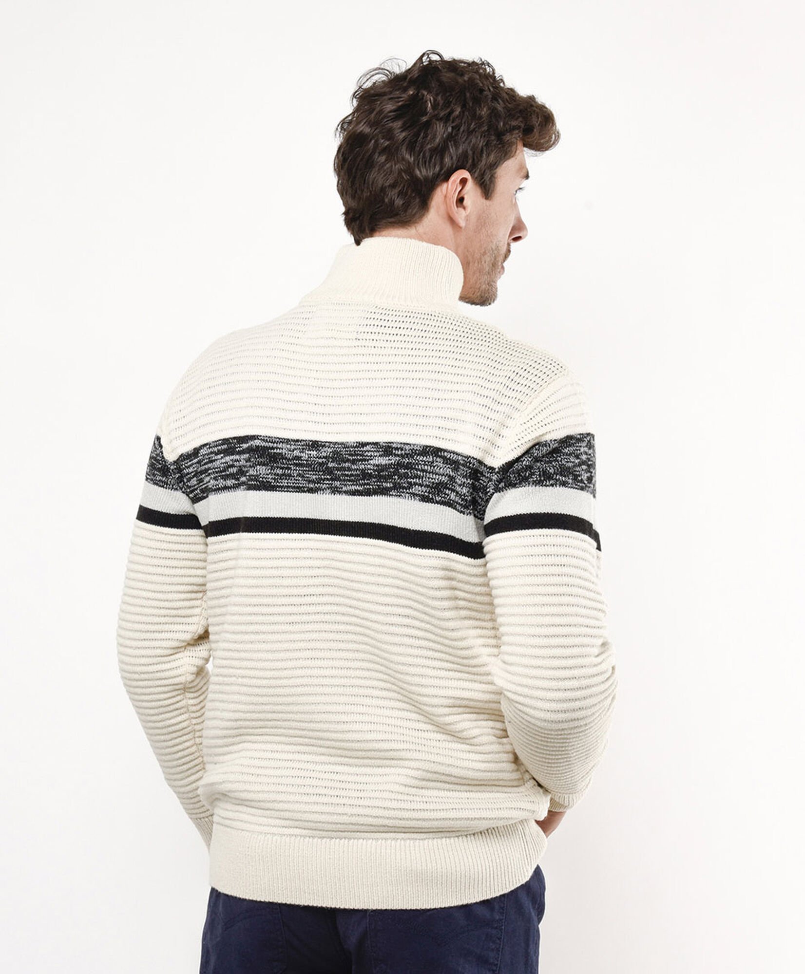Sweater hombre línea gris Sweater hombre línea gris