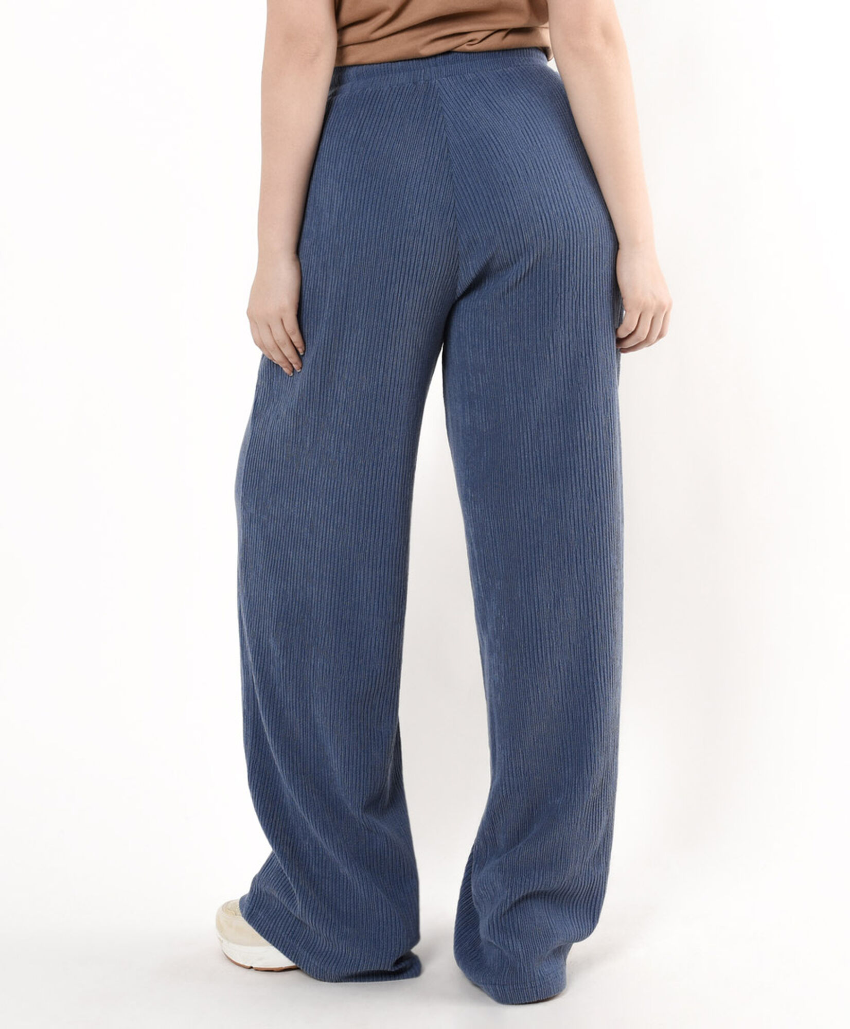 Pantalón mujer acanalado comfy wide Pantalón mujer acanalado comfy wide