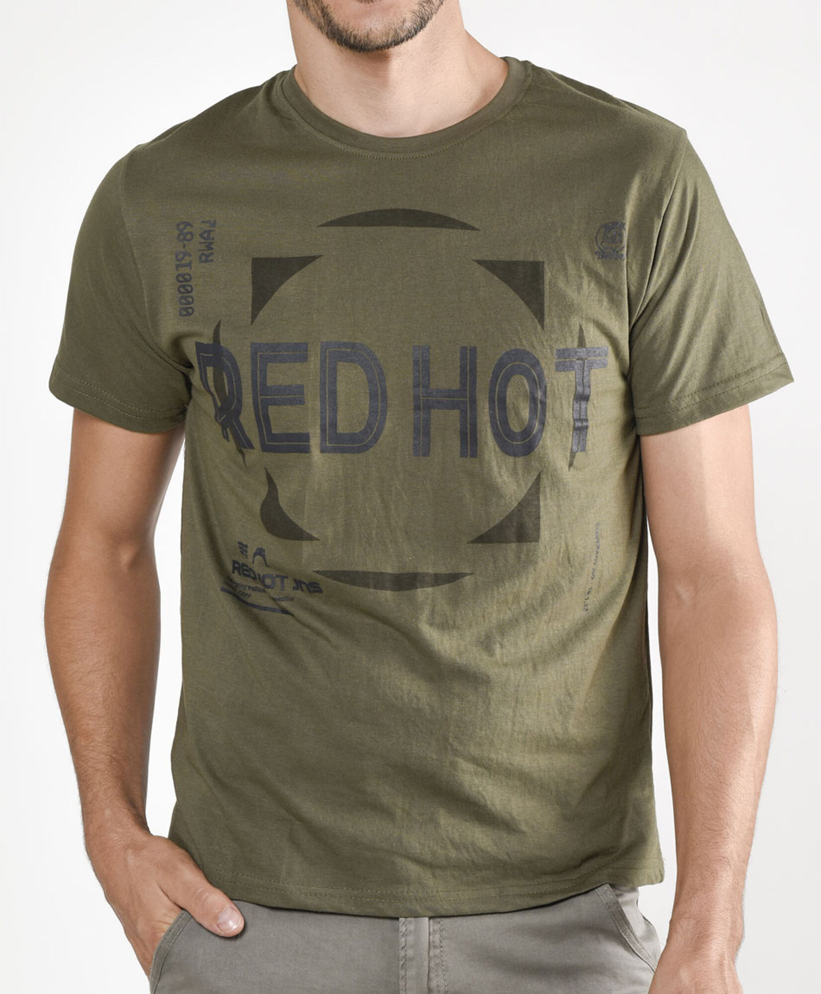 Polera hombre estampado central Polera hombre estampado central