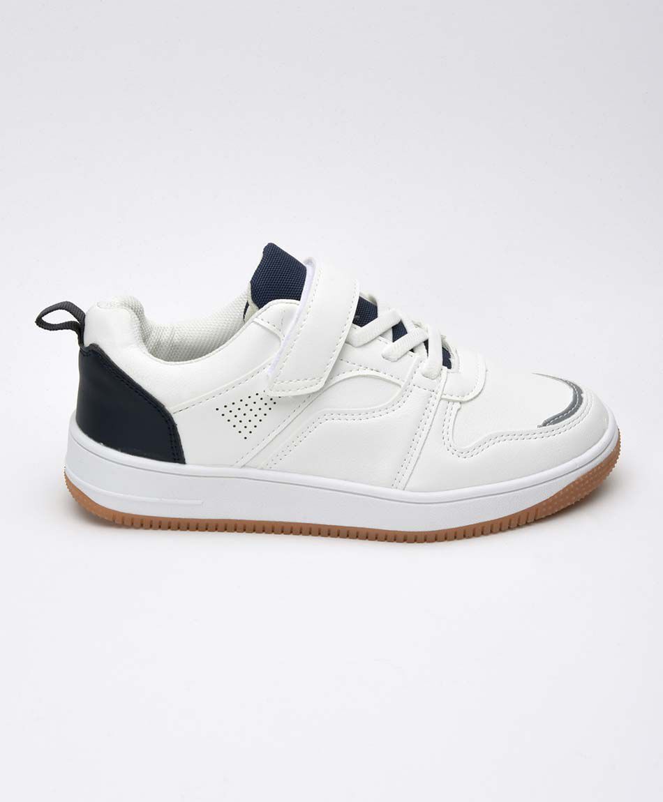 Zapatillas infantil puntos calado