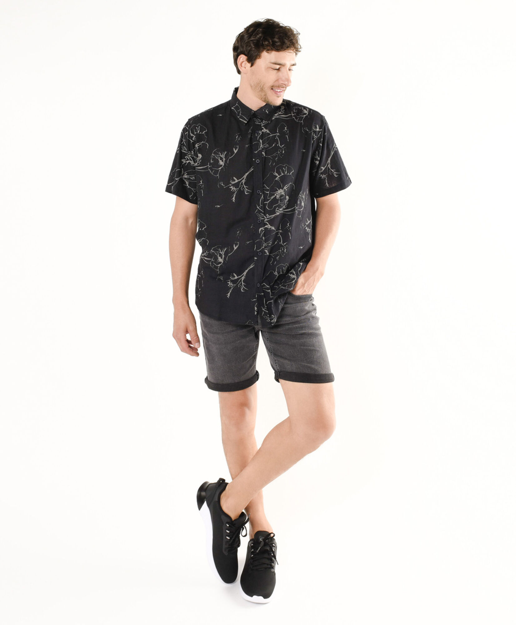 Camisa hombre flor negra Camisa hombre flor negra