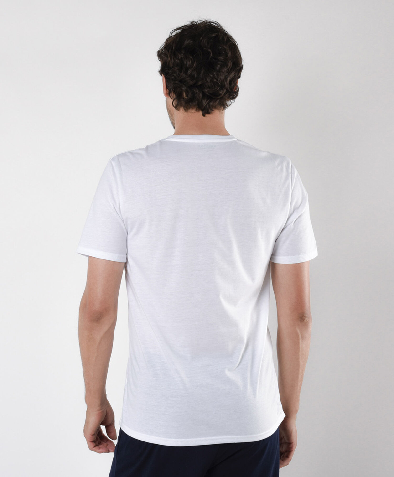 Camiseta hombre cuello en v blanca Camiseta hombre cuello en v blanca