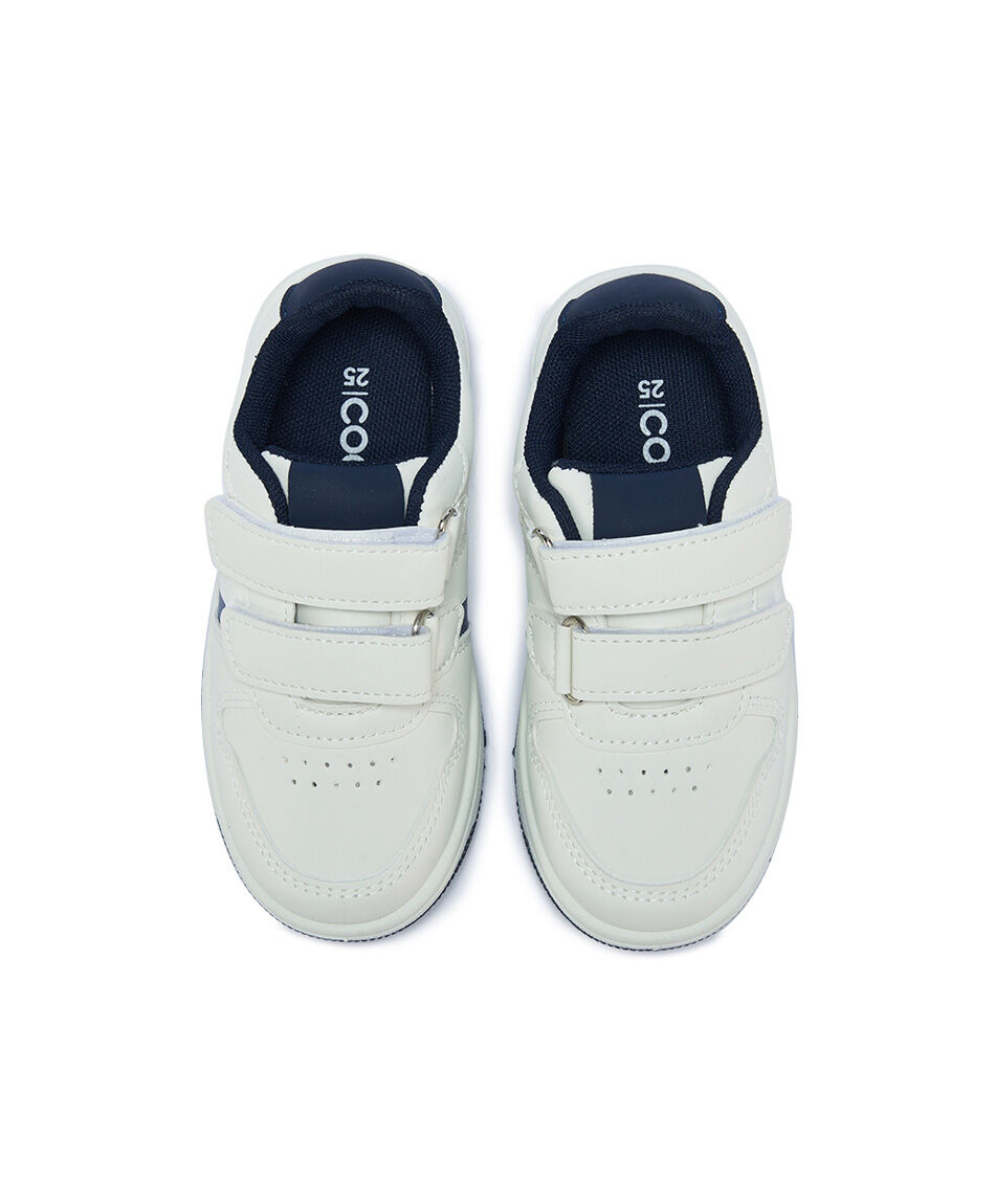 Zapatilla ni&ntilde;o b&aacute;sica blanca