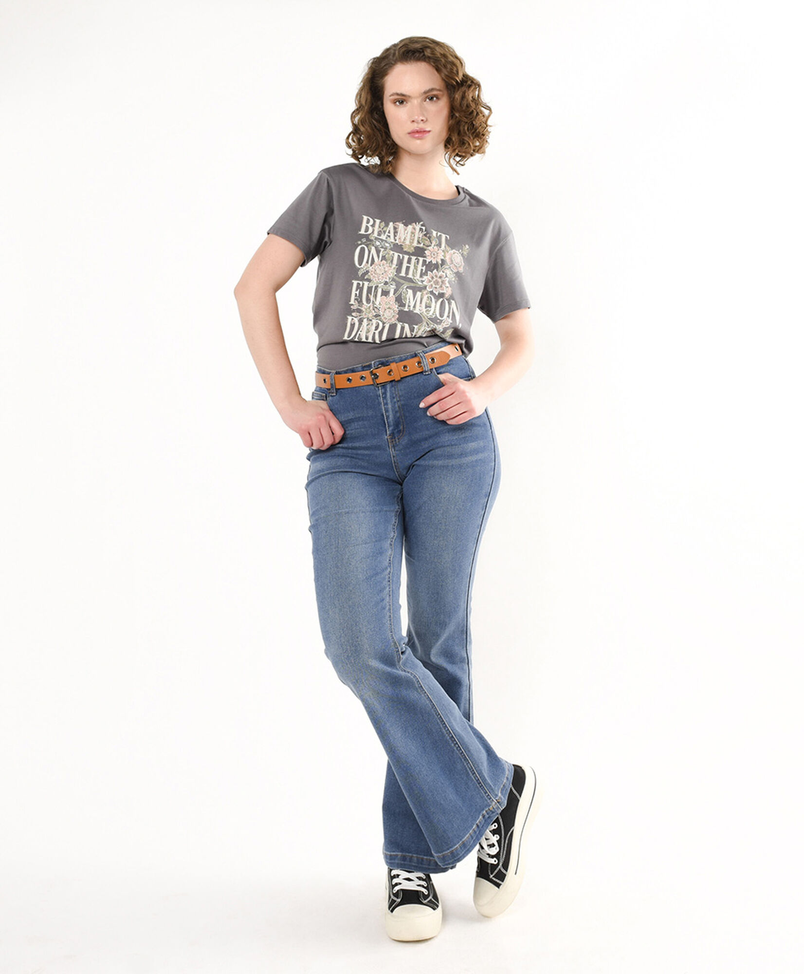 Jeans mujer cinturón flare Jeans mujer cinturón flare