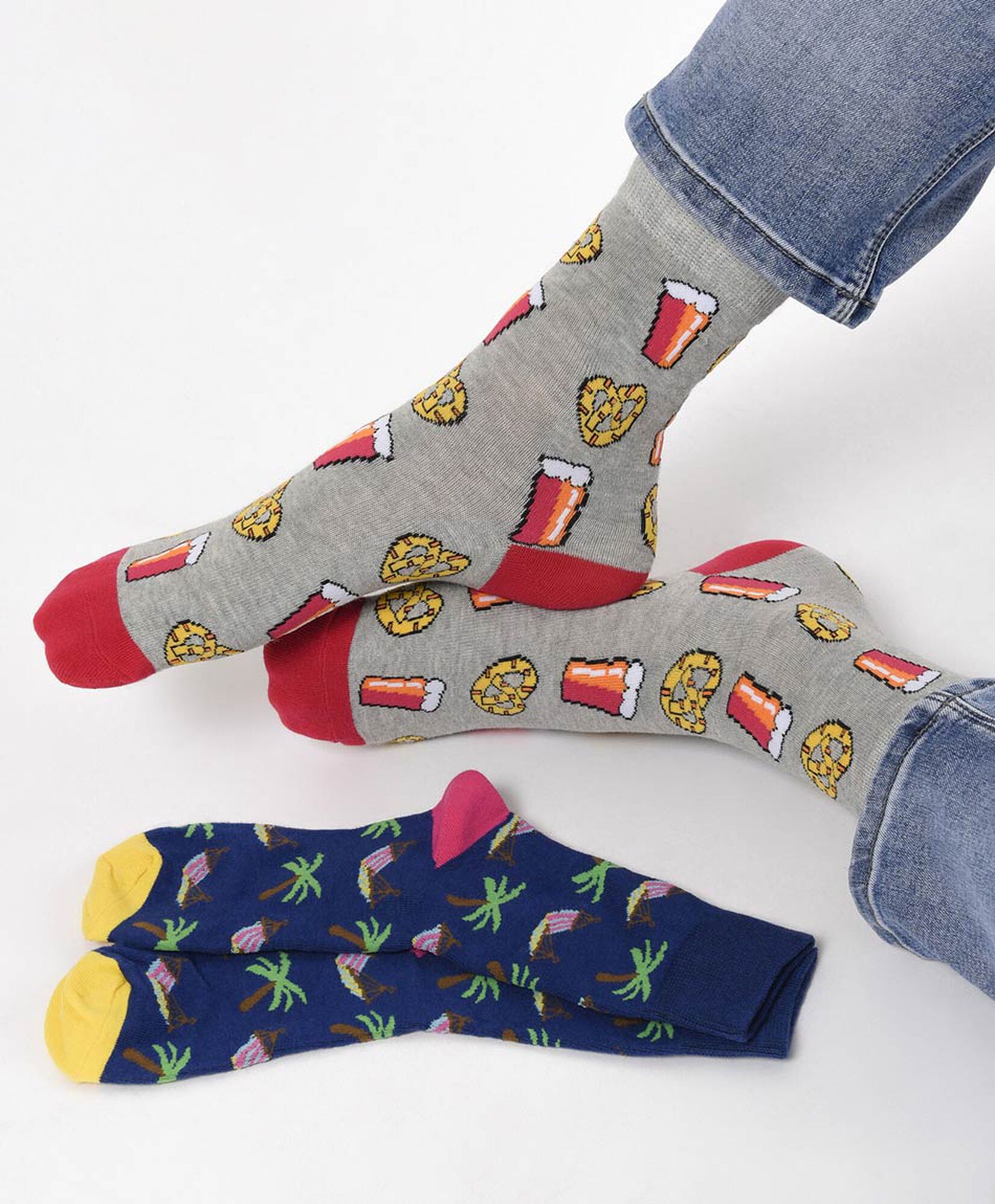 Pack 2 calcetines hombre tropical y pretzels Pack 2 calcetines hombre tropical y pretzels
