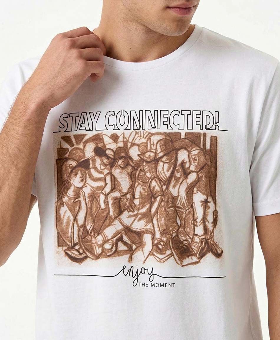 Polera hombre stay connected