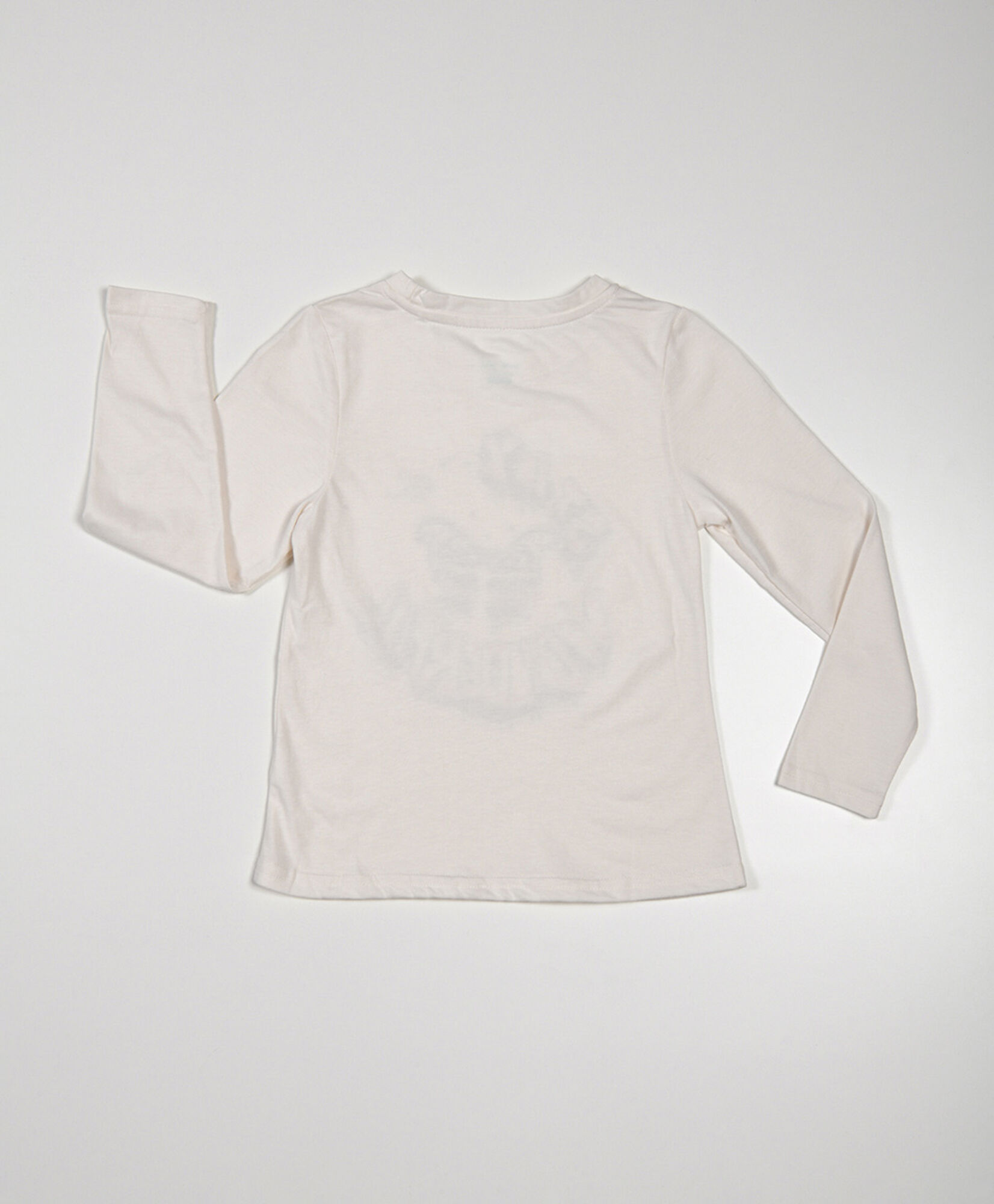 Polera niña graffiti mariposa Polera niña graffiti mariposa