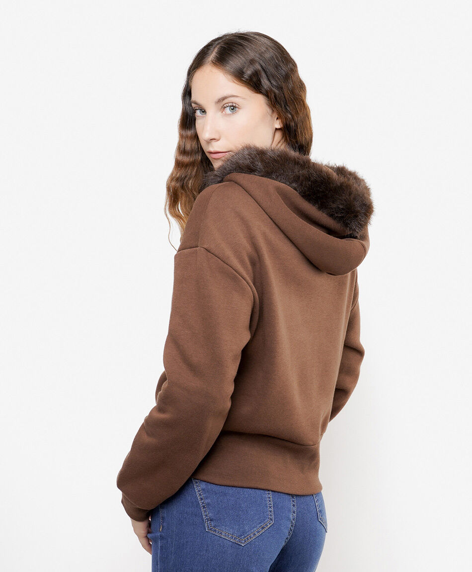 Poler&oacute;n mujer cuello pelitos
