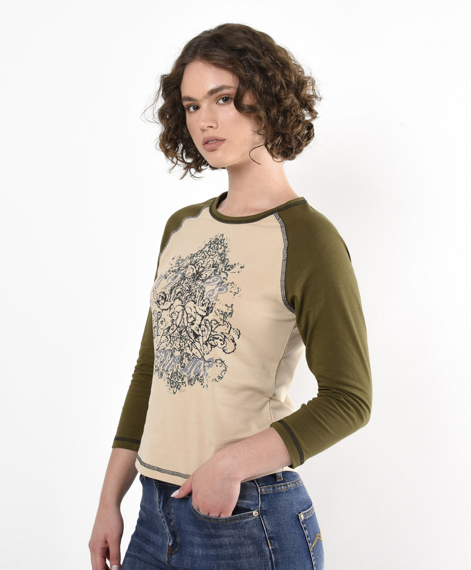 Polera mujer estampada bicolor Polera mujer estampada bicolor