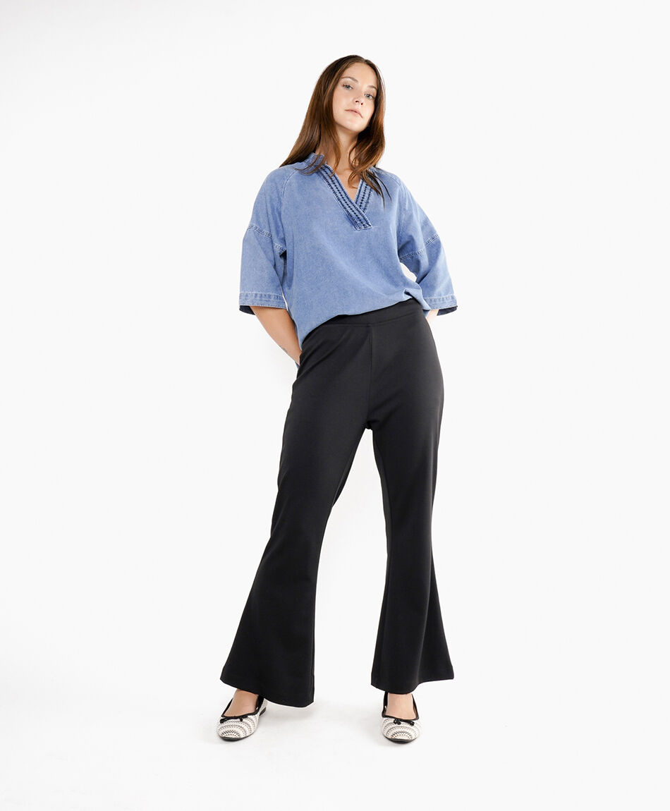 Pantal&oacute;n mujer liso flare