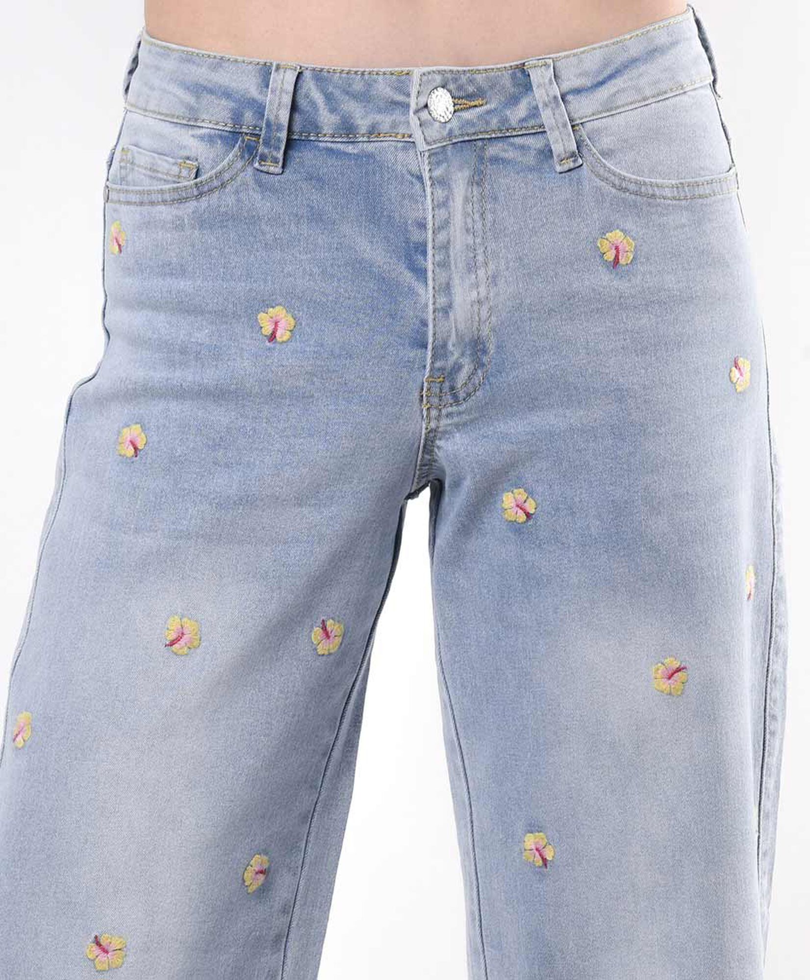 Jeans mujer bordados wide Jeans mujer bordados wide