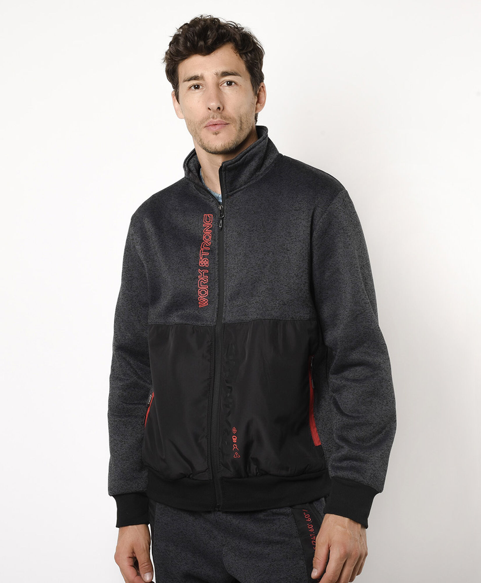 Polerón deportivo hombre detalles rojos Polerón deportivo hombre detalles rojos