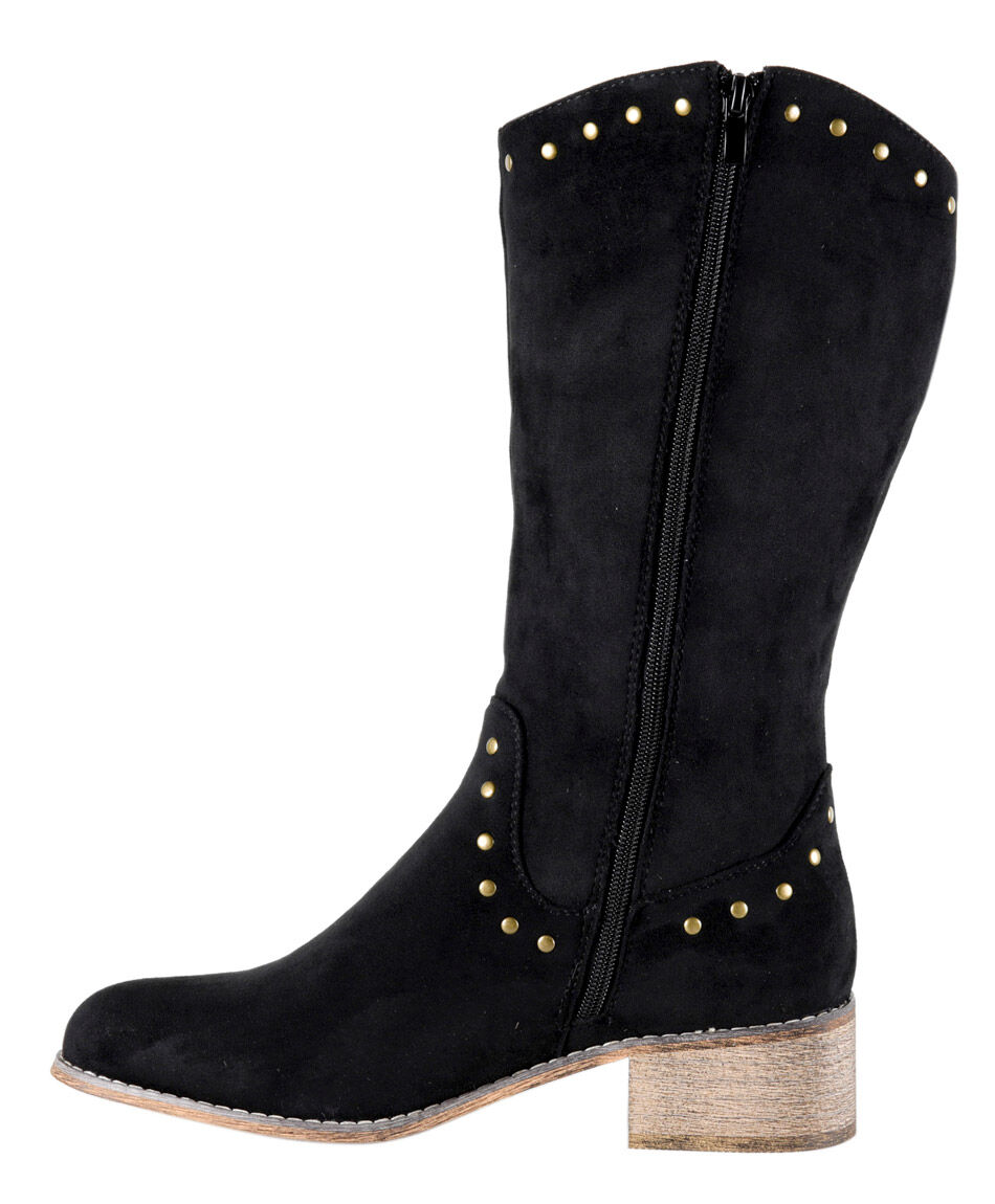 Bota tachas