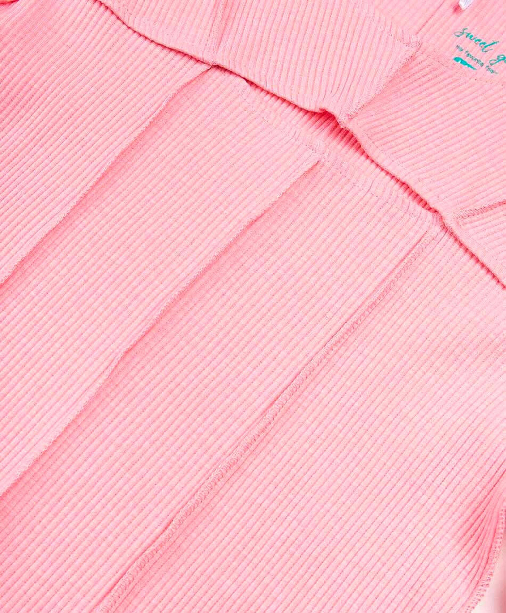 Polera niña acanalada costuras Polera niña acanalada costuras