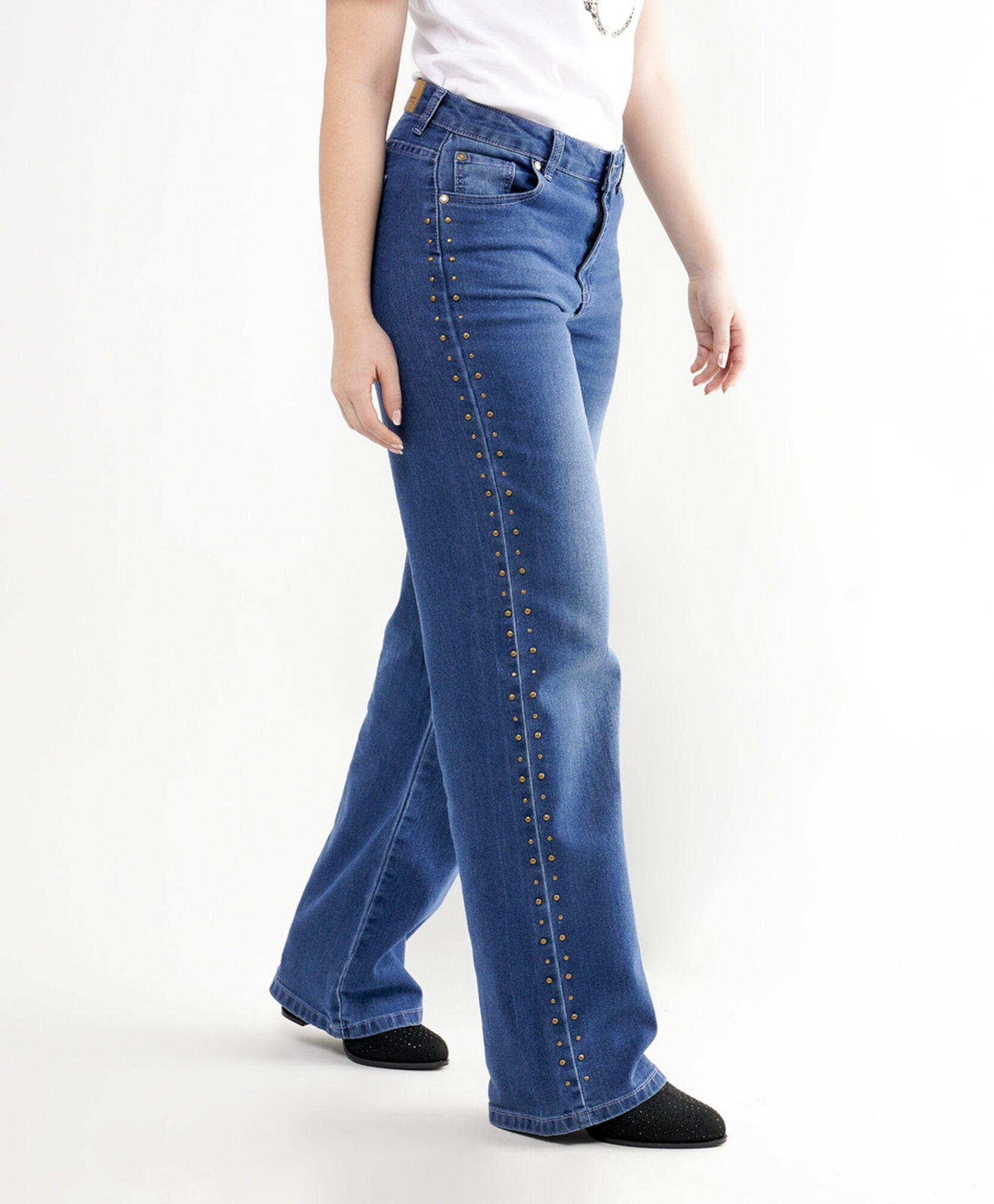 Jeans mujer tachas laterales wide Jeans mujer tachas laterales wide