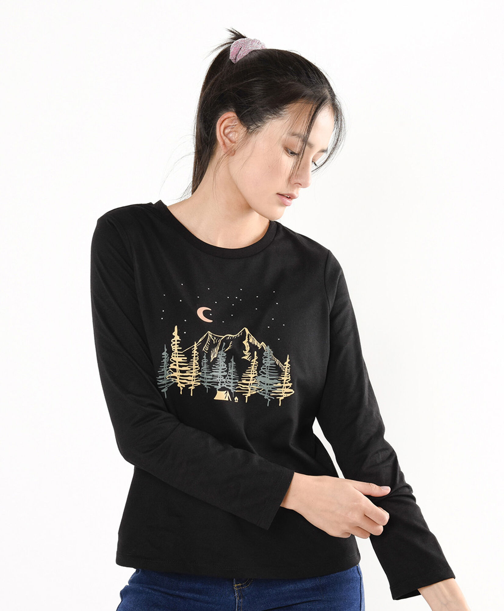 Polera mujer estampado nocturno Polera mujer estampado nocturno