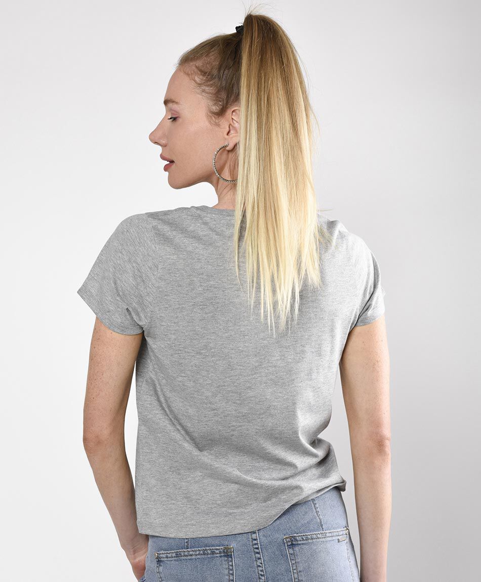 Polera manga corta cuello redondo