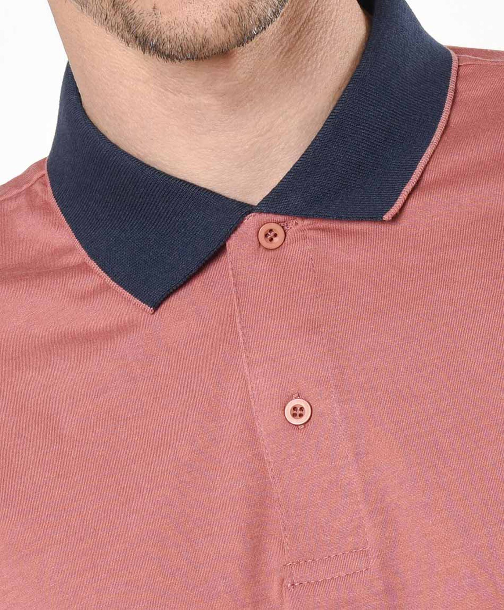 Polera hombre bicolor cuello piqué Polera hombre bicolor cuello piqué
