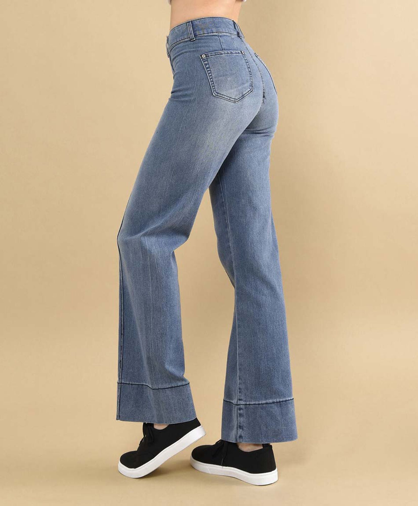 Jeans tiro alto Jeans tiro alto