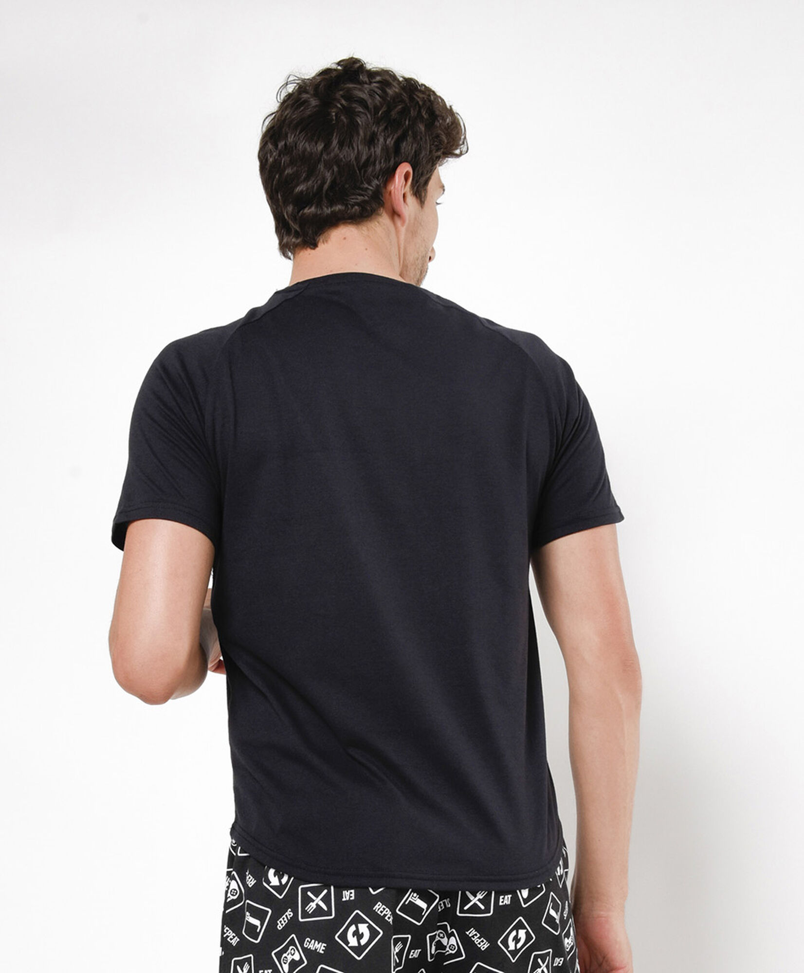 Pijama hombre gamer 2 piezas Pijama hombre gamer 2 piezas