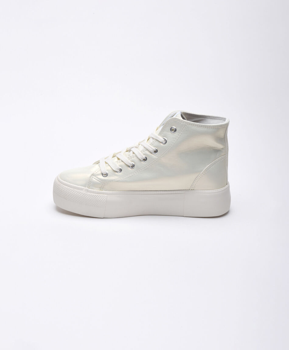Zapatilla mujer ca&ntilde;a alta brillante