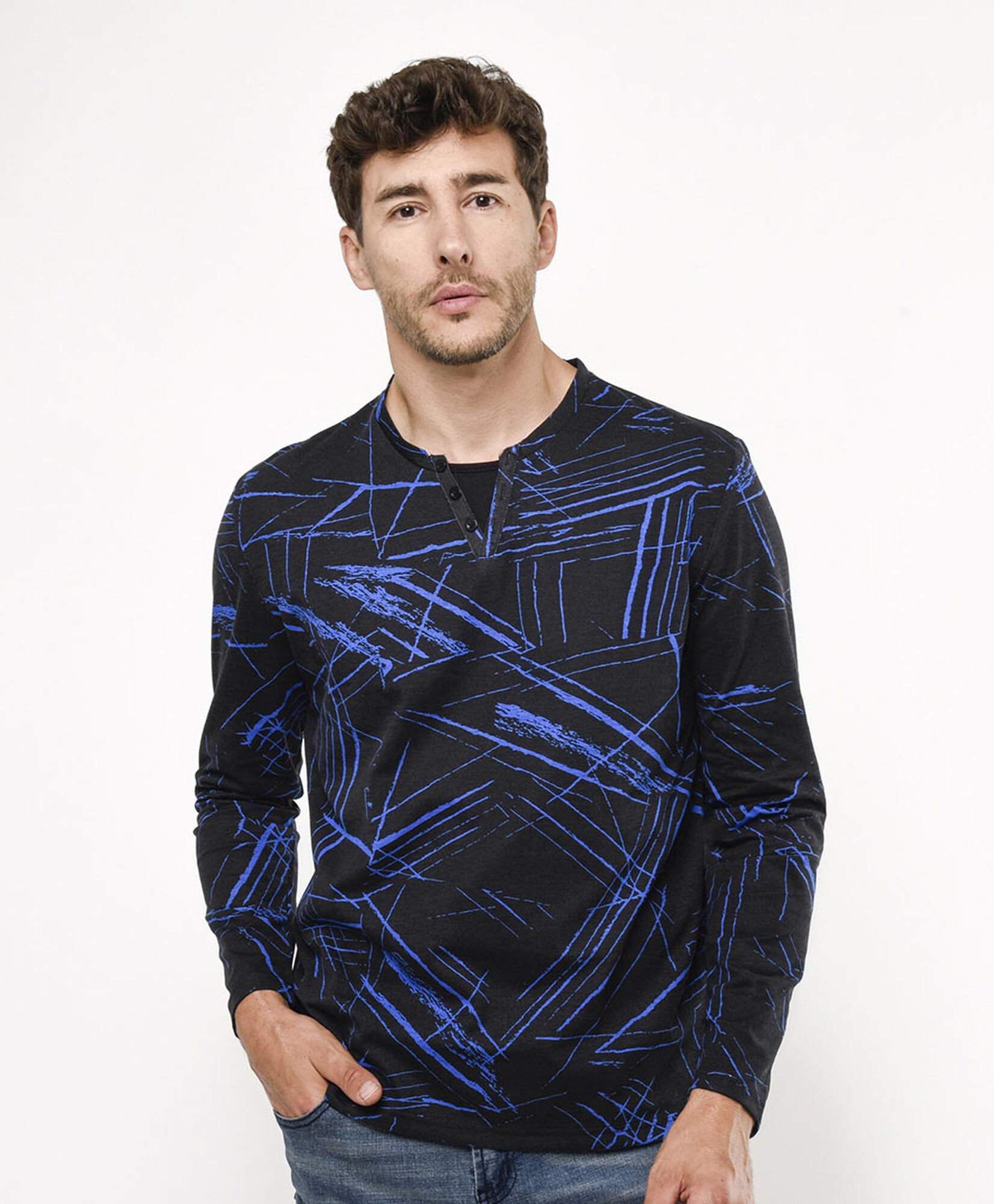 Polera hombre graffiti botones Polera hombre graffiti botones