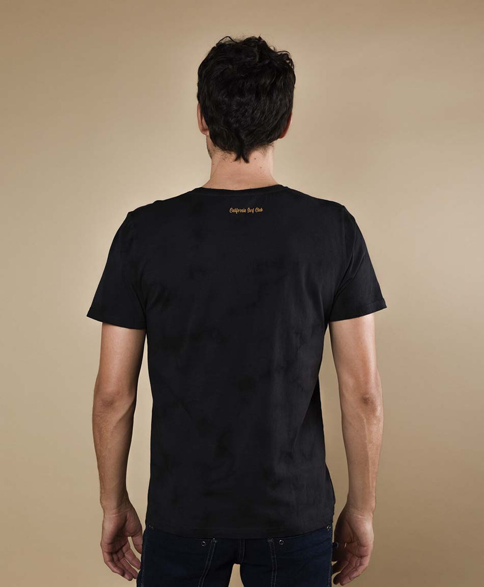 Polera manga corta cuello redondo Polera manga corta cuello redondo
