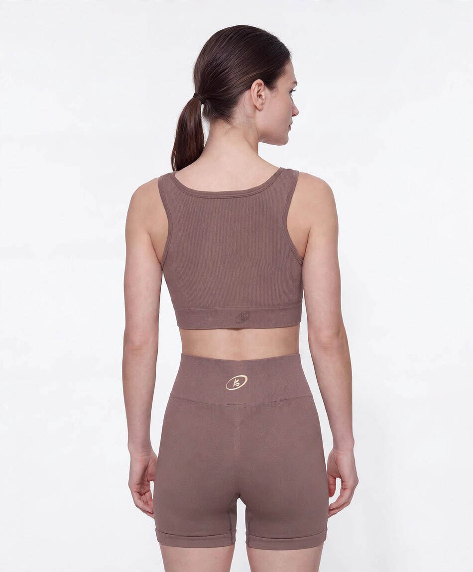 Peto deportivo mujer caf&eacute; seamless
